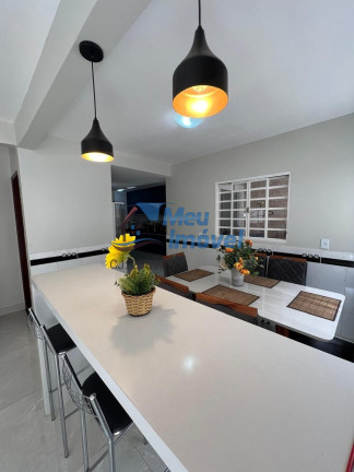 Imagem Casa com 4 Quartos à Venda, 209 m² em Samambaia Norte (samambaia) - Brasília Imagem Casa com 4 Quartos à Venda, 209 m² em Samambaia Norte (samambaia) - Brasília