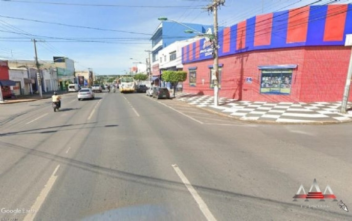 Imóvel Comercial à Venda, 3.200 m² em Porto - Cuiabá