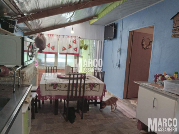 Imagem Casa com 6 Quartos à Venda, 360 m² em João Costa - Joinville Imagem Casa com 6 Quartos à Venda, 360 m² em João Costa - Joinville