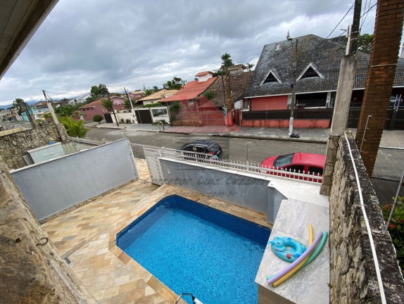 Imagem Casa com 3 Quartos à Venda, 267 m² em Oásis - Peruíbe Imagem Casa com 3 Quartos à Venda, 267 m² em Oásis - Peruíbe