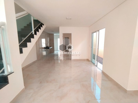 Imagem Casa com 3 Quartos à Venda, 92 m²