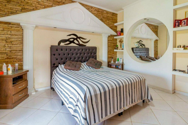 Imagem Casa com 5 Quartos à Venda, 450 m² em Itaipu - Niterói Imagem Casa com 5 Quartos à Venda, 450 m² em Itaipu - Niterói