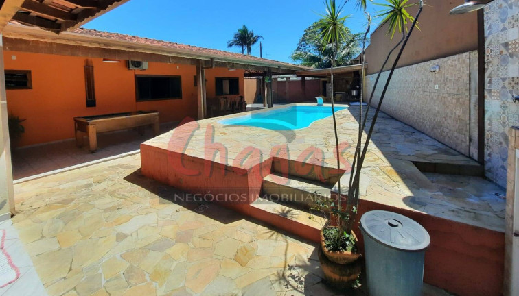 Imagem Casa com 3 Quartos à Venda, 300 m² em Morro Do Algodão - Caraguatatuba Imagem Casa com 3 Quartos à Venda, 300 m² em Morro Do Algodão - Caraguatatuba
