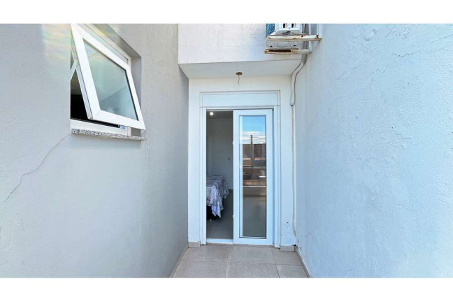 Imagem Casa com 2 Quartos à Venda,  em Aberta Dos Morros - Porto Alegre