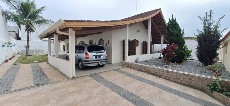 Casa com 5 Quartos à Venda, 224 m² em Jardim Barra De Jangadas - Peruíbe