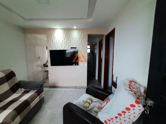 Imagem Casa com 2 Quartos à Venda, 56 m²