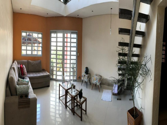 Imagem Casa com 3 Quartos à Venda, 205 m² em Niterói - Betim
