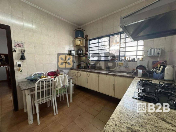Casa com 3 Quartos à Venda, 242 m² em Vila Nova Cidade Universitária - Bauru
