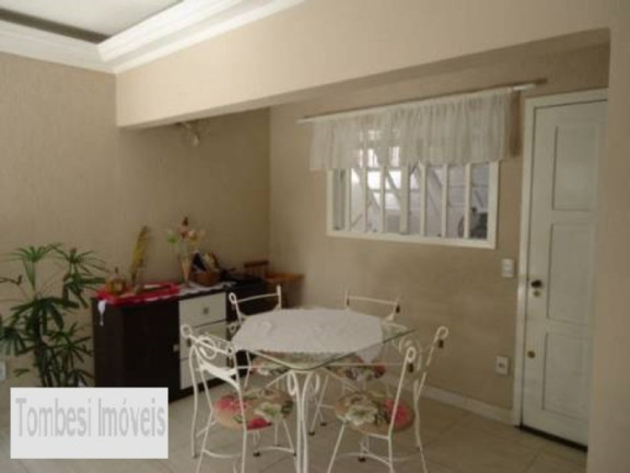 Imagem Sobrado com 3 Quartos à Venda, 150 m² em Jardim Itu - Porto Alegre Imagem Sobrado com 3 Quartos à Venda, 150 m² em Jardim Itu - Porto Alegre