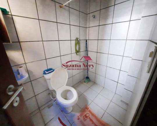 Casa com 4 Quartos à Venda, 171 m² em Lagoa Nova - Natal