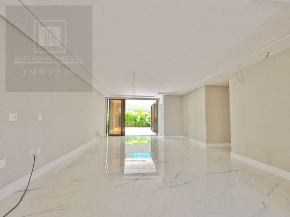 Imagem Casa de Condomínio com 3 Quartos à Venda, 322 m² em Coaçu - Eusébio