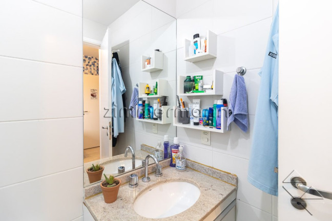 Imagem Apartamento com 4 Quartos à Venda, 253 m² em Vila Romana - São Paulo