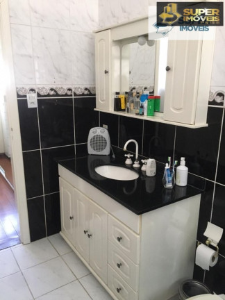 Imagem Casa com 4 Quartos à Venda, 250 m² em Três Vendas - Pelotas Imagem Casa com 4 Quartos à Venda, 250 m² em Três Vendas - Pelotas