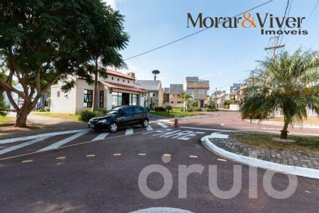 Imagem Casa com 3 Quartos à Venda, 167 m² em Pinheirinho - Curitiba