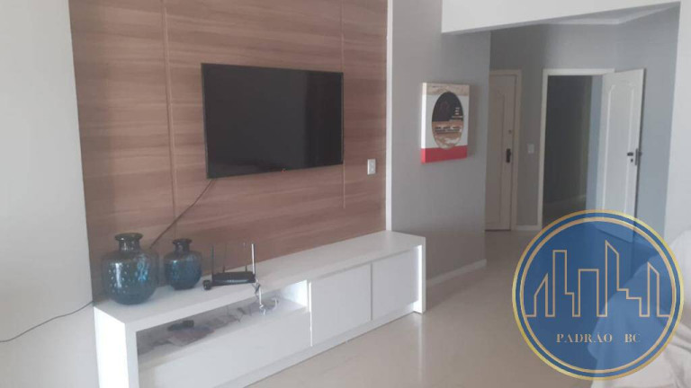 Imagem Apartamento com 3 Quartos para Temporada, em Centro - Balneário Camboriú Imagem Apartamento com 3 Quartos para Temporada, em Centro - Balneário Camboriú