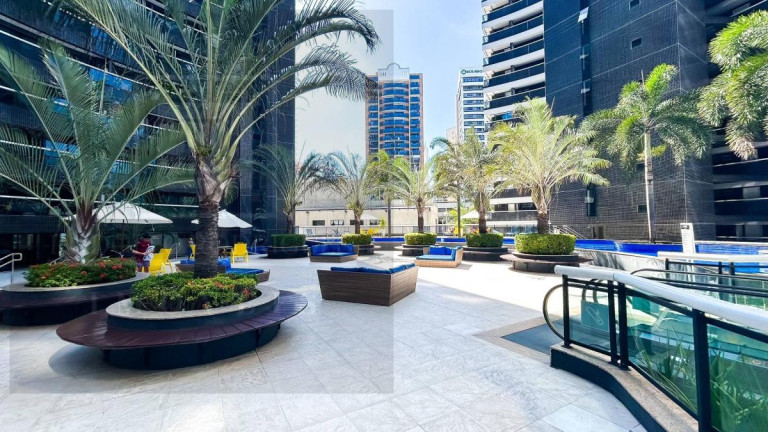 Foto do imóvel Apartamento com 2 Quartos à Venda, 66 m² em Meireles - Fortaleza