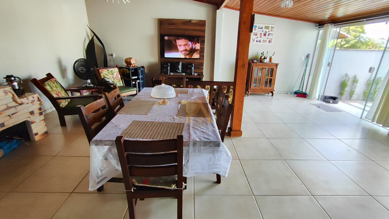 Imagem Imóvel com 4 Quartos à Venda, em Alto Arroio - Imbituba Imagem Imóvel com 4 Quartos à Venda, em Alto Arroio - Imbituba