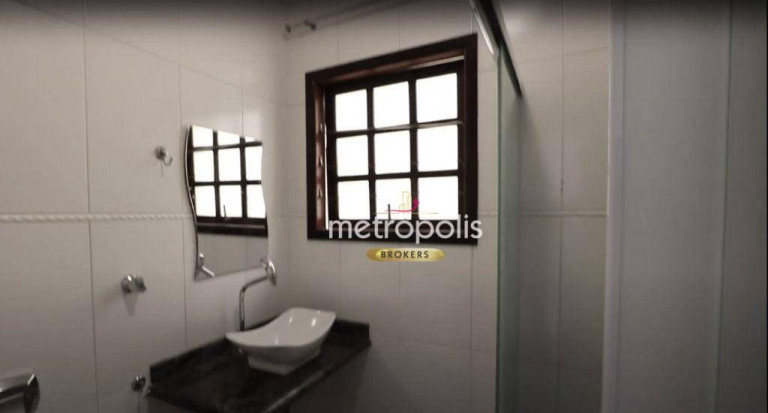 Imagem Sobrado com 3 Quartos à Venda, 179 m² em Vila Scarpelli - Santo André Imagem Sobrado com 3 Quartos à Venda, 179 m² em Vila Scarpelli - Santo André