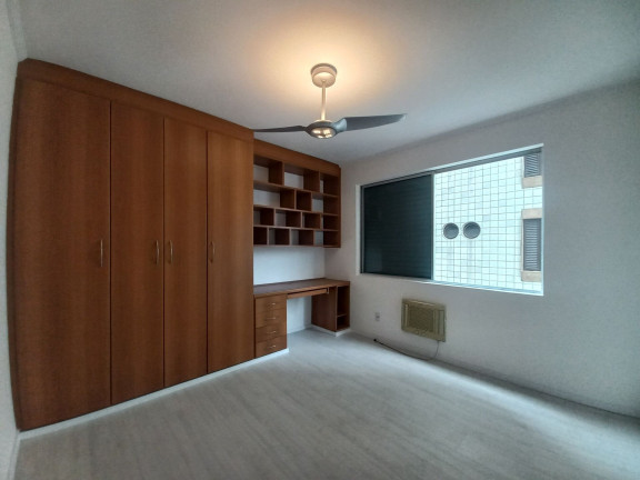 Imagem Apartamento com 3 Quartos à Venda, 162 m² em Gonzaga - Santos