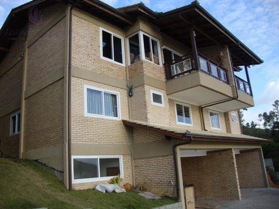 Casa com 3 Quartos à Venda, 192 m² em Canto Da Praia - Itapema