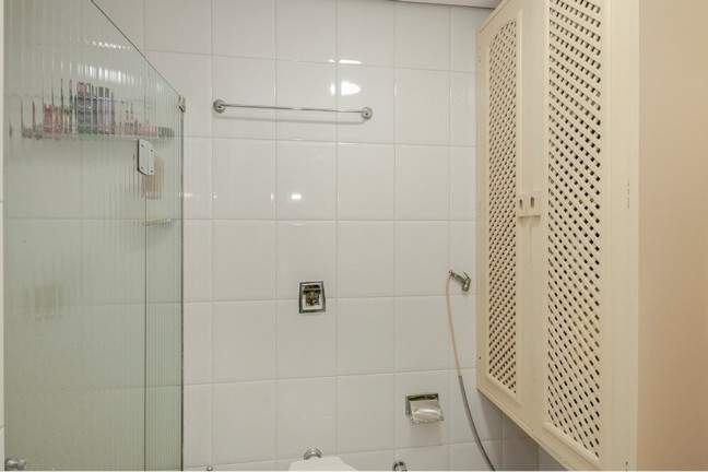 Imagem Cobertura com 3 Quartos à Venda, 210 m² em Menino Deus - Porto Alegre Imagem Cobertura com 3 Quartos à Venda, 210 m² em Menino Deus - Porto Alegre