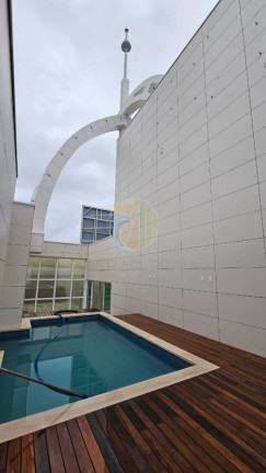 Imagem Cobertura com 4 Quartos à Venda, 301 m² em Pioneiros - Balneário Camboriú Imagem Cobertura com 4 Quartos à Venda, 301 m² em Pioneiros - Balneário Camboriú