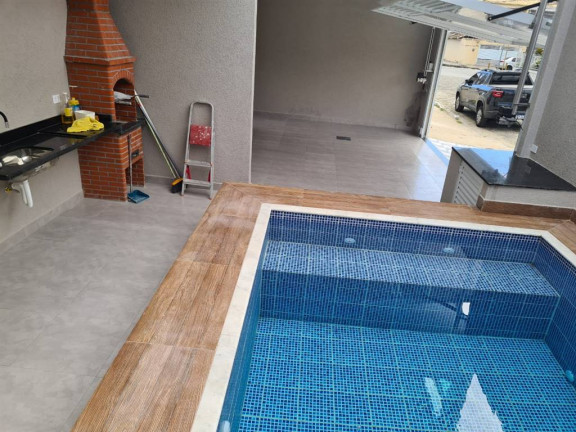 Imagem Casa com 3 Quartos à Venda, 220 m² em Ocian - Praia Grande Imagem Casa com 3 Quartos à Venda, 220 m² em Ocian - Praia Grande