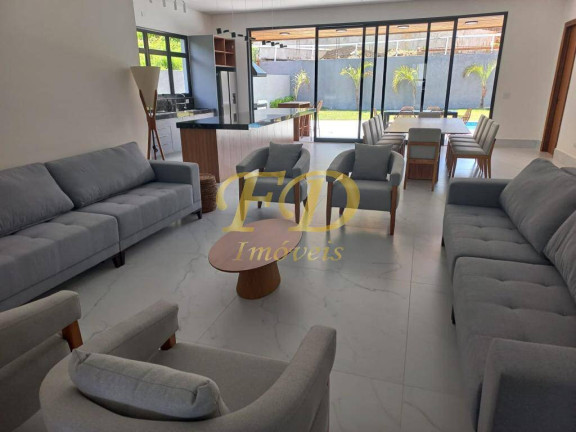 Imagem Casa à Venda, em Atibaia Imagem Casa à Venda, em Atibaia