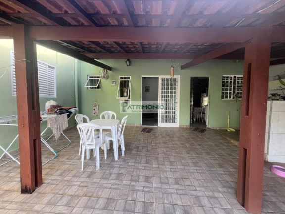 Imagem Casa com 2 Quartos à Venda, 130 m² em Jardim Boa Vista - Jaguariúna Imagem Casa com 2 Quartos à Venda, 130 m² em Jardim Boa Vista - Jaguariúna