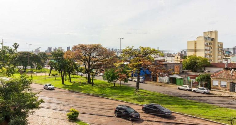 Imagem Imóvel à Venda, 67 m² em Rio Branco - Porto Alegre Imagem Imóvel à Venda, 67 m² em Rio Branco - Porto Alegre