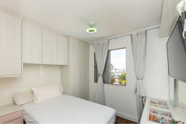 Imagem Imóvel com 2 Quartos à Venda, 50 m² em Capão Redondo - São Paulo