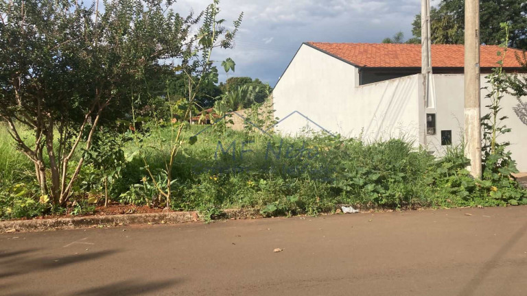 Terreno à Venda, 251 m² em Jardim Residencial San Martinho - Pirassununga