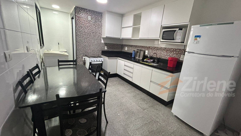Imagem Apartamento com 3 Quartos à Venda, 140 m² em Centro - Guarapari
