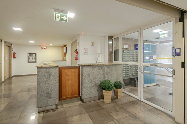 Imagem Apartamento com 1 Quarto à Venda, 150 m² em Centro Histórico - Porto Alegre Imagem Apartamento com 1 Quarto à Venda, 150 m² em Centro Histórico - Porto Alegre