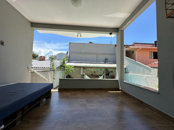 Imagem Casa com 3 Quartos à Venda, 310 m² em Jardim Atlântico - Florianópolis Imagem Casa com 3 Quartos à Venda, 310 m² em Jardim Atlântico - Florianópolis