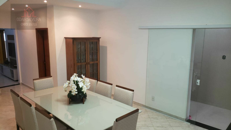 Imagem Sobrado com 3 Quartos à Venda, 231 m² em Parque Nova Carioba - Americana