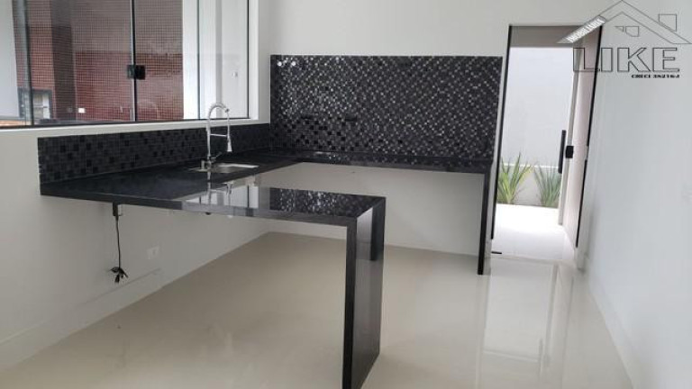 Imagem Casa com 3 Quartos à Venda, 254 m² em Bairro Do Grama - Caçapava Imagem Casa com 3 Quartos à Venda, 254 m² em Bairro Do Grama - Caçapava