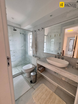 Imagem Casa com 8 Quartos à Venda, 1.610 m² em Búzios Imagem Casa com 8 Quartos à Venda, 1.610 m² em Búzios