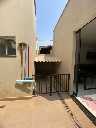 Imagem Casa com 3 Quartos à Venda, 128 m² em Buritis - Itumbiara Imagem Casa com 3 Quartos à Venda, 128 m² em Buritis - Itumbiara