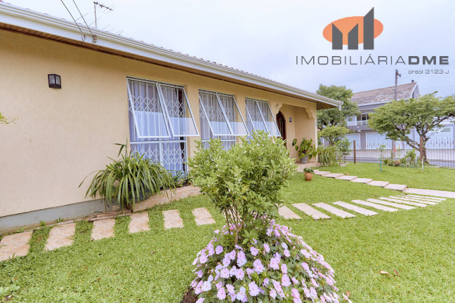 Imagem Casa com 3 Quartos à Venda, 200 m² em São Braz - Curitiba