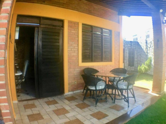 Imagem Casa com 6 Quartos à Venda, 550 m² em Capim Macio - Natal Imagem Casa com 6 Quartos à Venda, 550 m² em Capim Macio - Natal