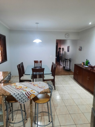 Imóvel com 3 Quartos à Venda, 220 m² em Burgo Paulista - São Paulo