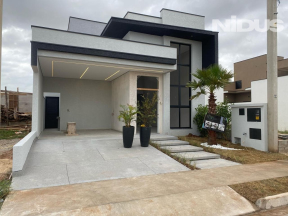 Casa com 3 Quartos à Venda,  em Wanel Ville - Sorocaba