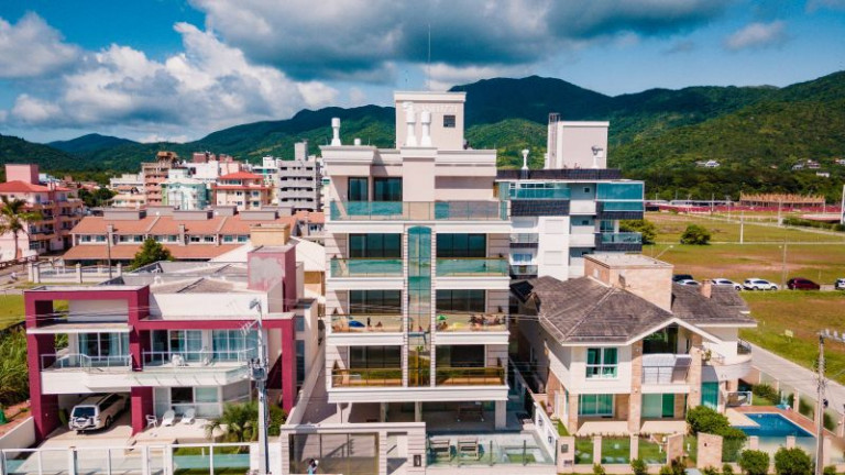 Apartamento com 3 Quartos à Venda, 84 m² em Praia De Palmas - Governador Celso Ramos