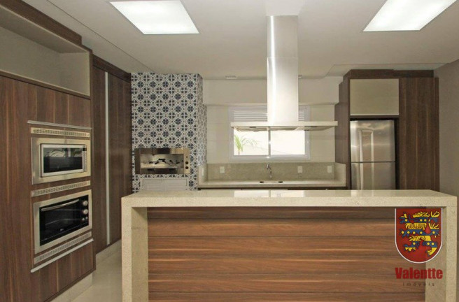 Imagem Apartamento com 2 Quartos à Venda, em Centro - Florianópolis Imagem Apartamento com 2 Quartos à Venda, em Centro - Florianópolis
