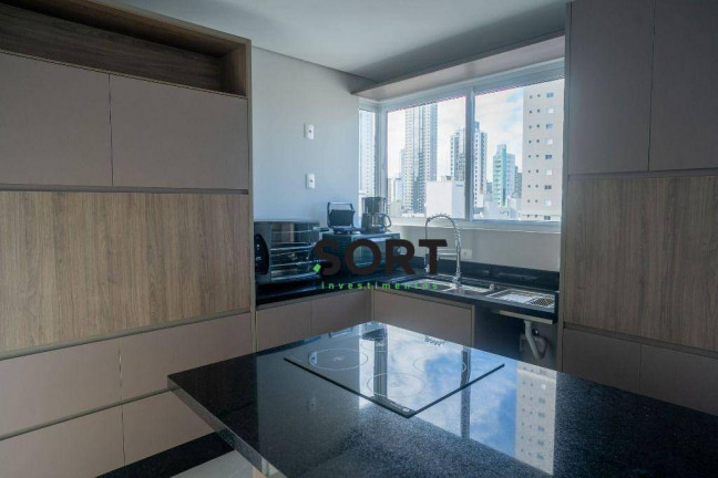 Imagem Apartamento com 3 Quartos à Venda, 143 m² em Centro - Balneário Camboriú
