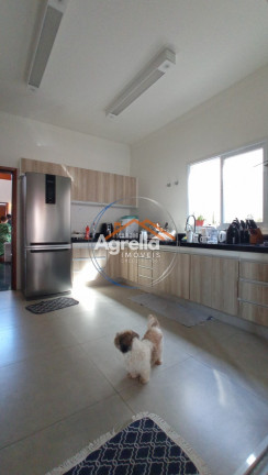 Imagem Casa com 3 Quartos à Venda, 187 m² em Jardim Aurora - Mogi Mirim Imagem Casa com 3 Quartos à Venda, 187 m² em Jardim Aurora - Mogi Mirim