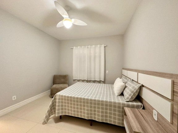 Imagem Casa com 4 Quartos à Venda, 200 m² em Centro - Xangri-la