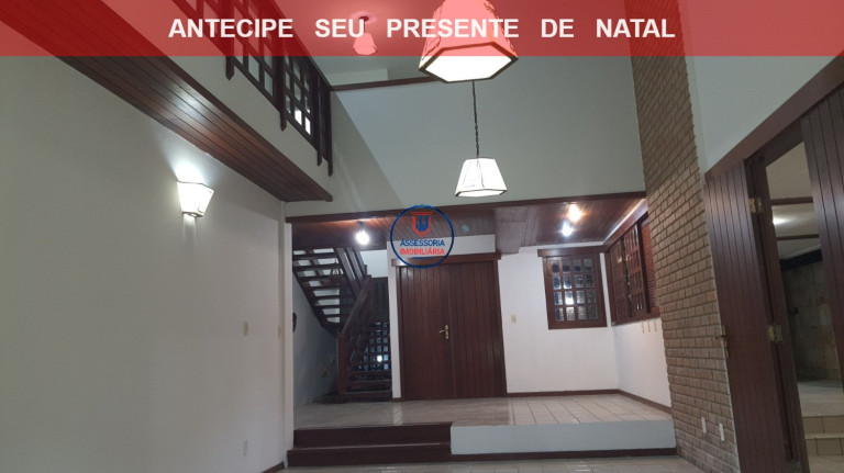 Imagem Casa com 5 Quartos para Alugar ou Temporada, 339 m² em Capim Macio - Natal
