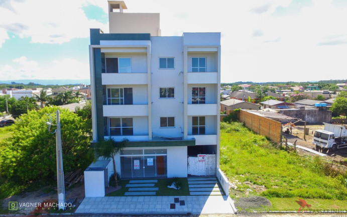Apartamento com 2 Quartos à Venda, 69 m² em Passo De Torres - Passo De Torres